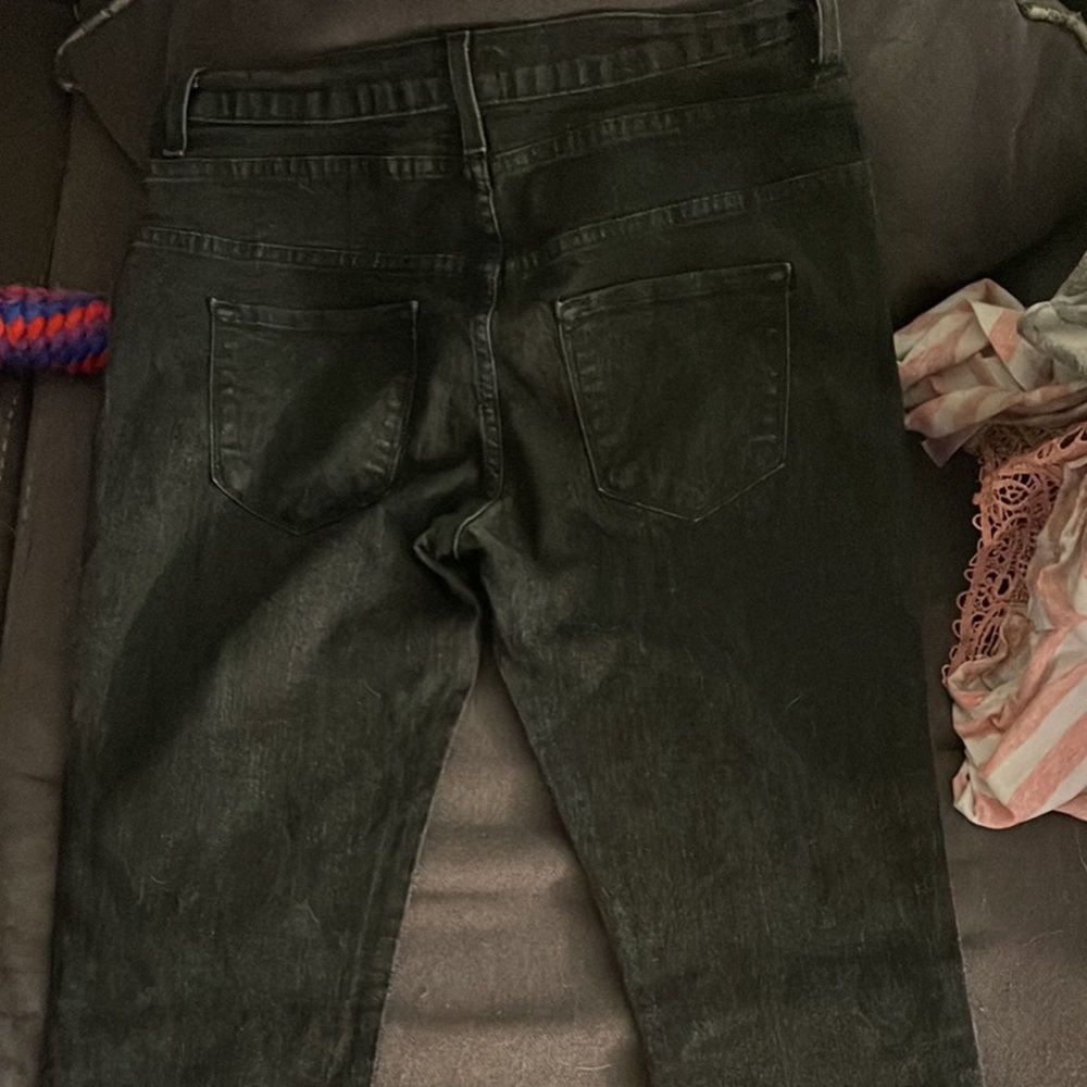 Dark skinny jeans